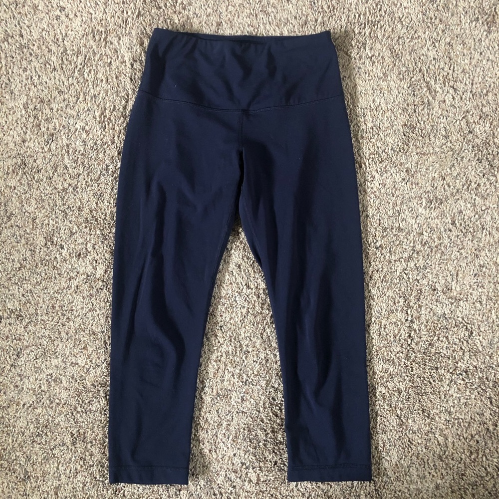 Women’s Cropped Workout Leggings